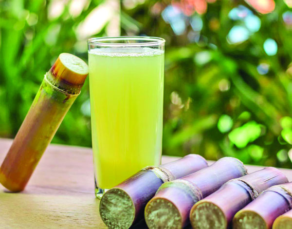 Know the quality of sugarcane juice! Learn more about foods that reduce skin aging.